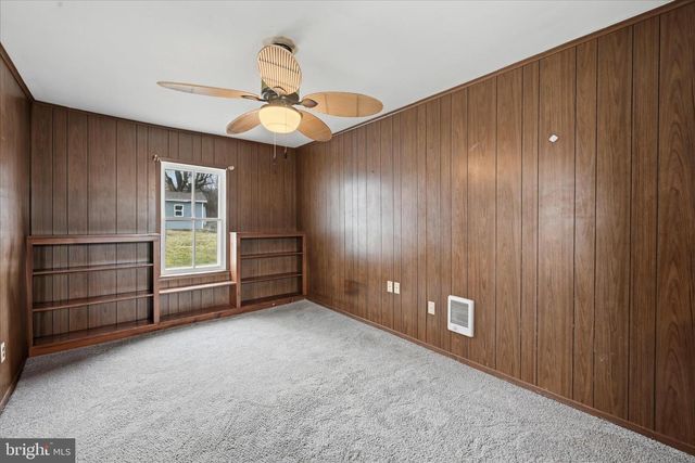 24749 OLD VALLEY PIKE, Maurertown, VA 22644