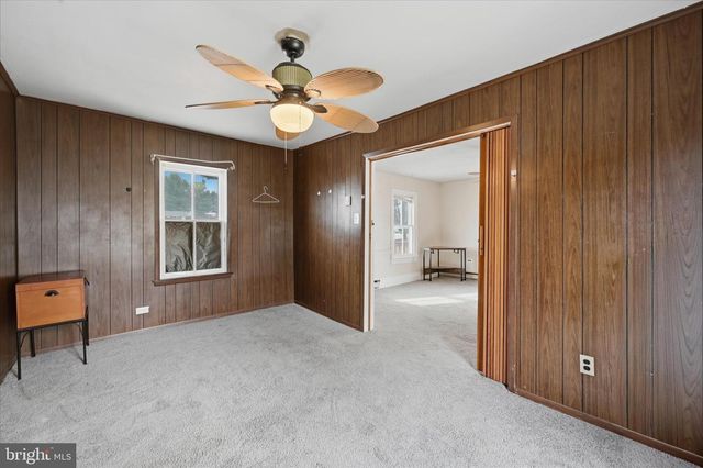 24749 OLD VALLEY PIKE, Maurertown, VA 22644