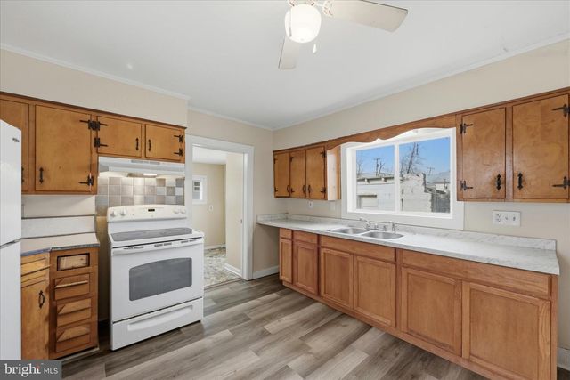 24749 OLD VALLEY PIKE, Maurertown, VA 22644