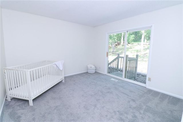 16015 Meadow Lane, Stilwell, KS 66085