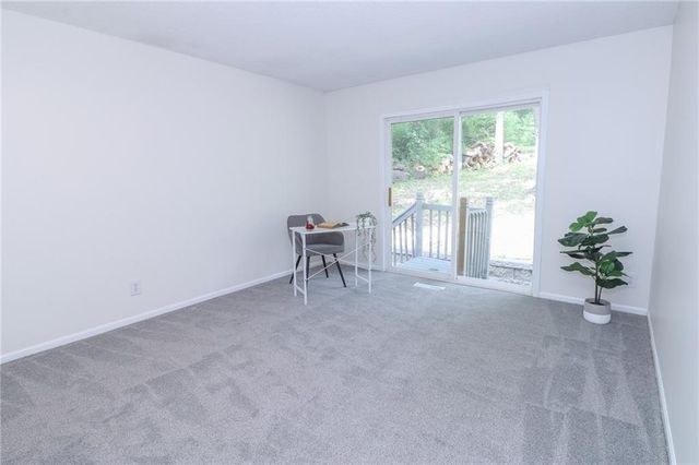 16015 Meadow Lane, Stilwell, KS 66085