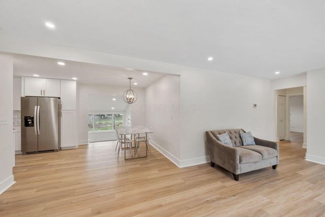 4648 E Johnstown Road, Columbus, OH 43230