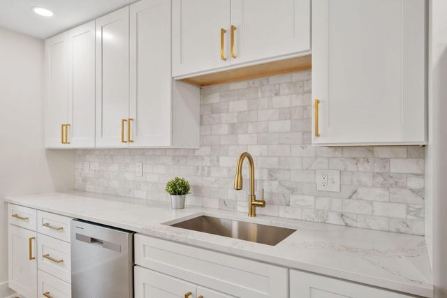 4648 E Johnstown Road, Columbus, OH 43230