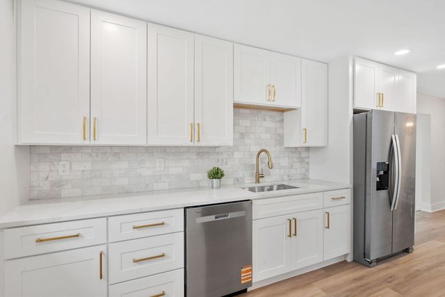 4648 E Johnstown Road, Columbus, OH 43230