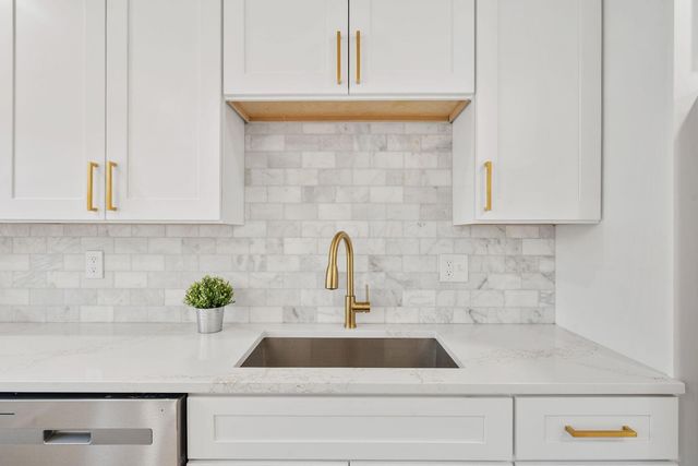 4648 E Johnstown Road, Columbus, OH 43230