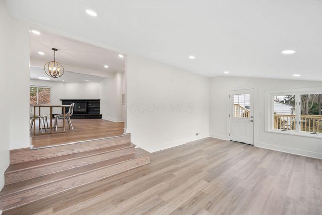 4648 E Johnstown Road, Columbus, OH 43230