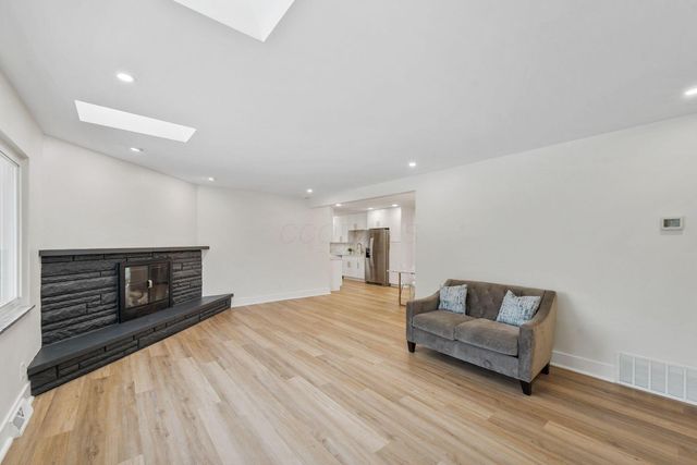 4648 E Johnstown Road, Columbus, OH 43230