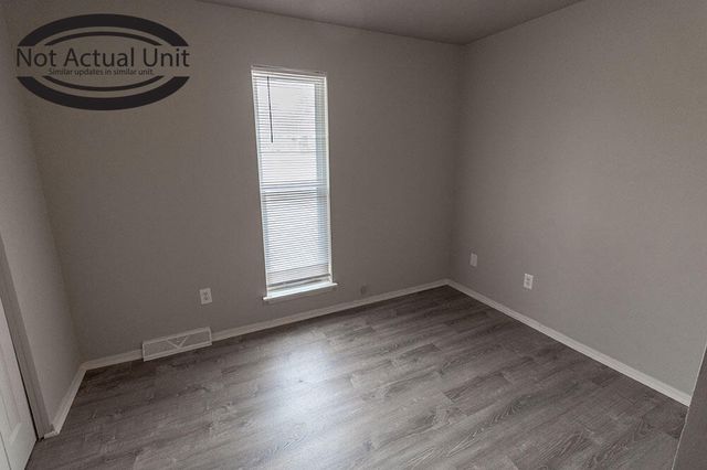 203 WHEATON CT, Columbia, MO 65203