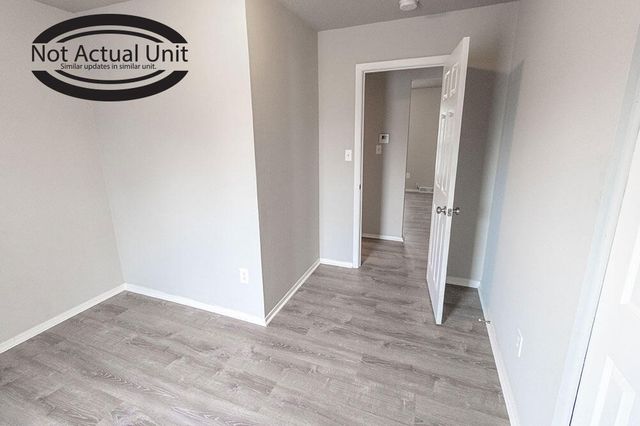 203 WHEATON CT, Columbia, MO 65203