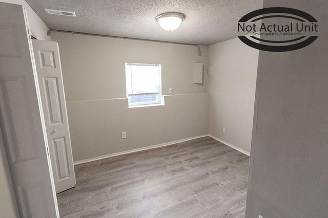 203 WHEATON CT, Columbia, MO 65203