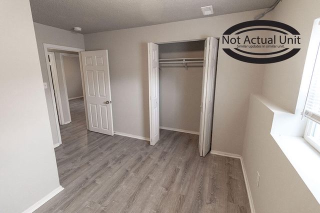 203 WHEATON CT, Columbia, MO 65203