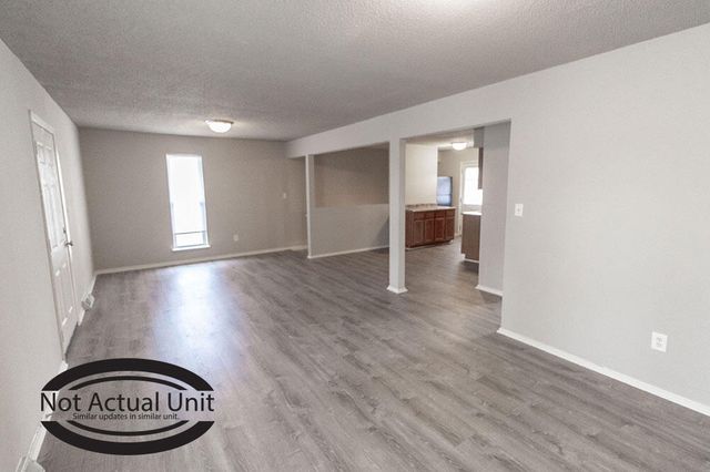 203 WHEATON CT, Columbia, MO 65203