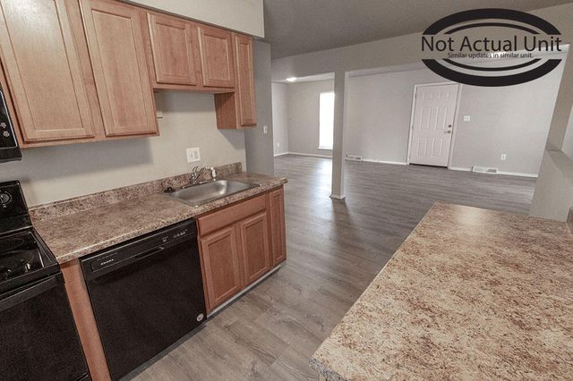 203 WHEATON CT, Columbia, MO 65203