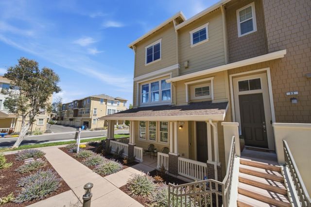 37 Bremerton Circle, Redwood City, CA 94065