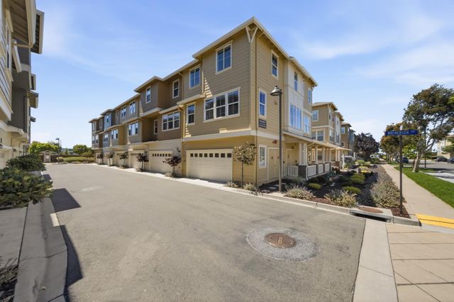 37 Bremerton Circle, Redwood City, CA 94065