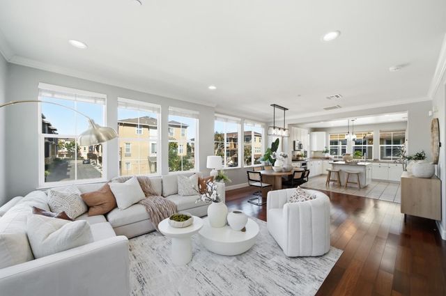 37 Bremerton Circle, Redwood City, CA 94065