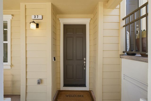 37 Bremerton Circle, Redwood City, CA 94065