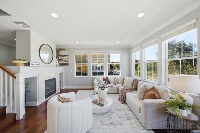 37 Bremerton Circle, Redwood City, CA 94065