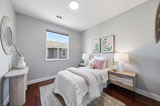 37 Bremerton Circle, Redwood City, CA 94065