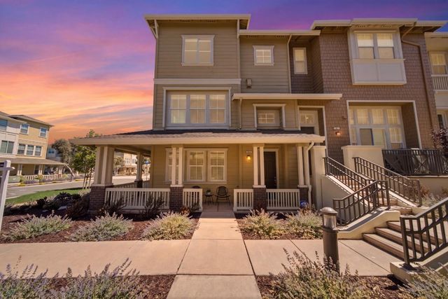 37 Bremerton Circle, Redwood City, CA 94065