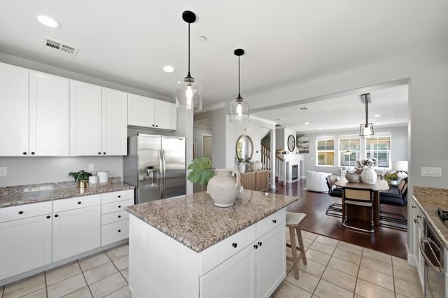 37 Bremerton Circle, Redwood City, CA 94065
