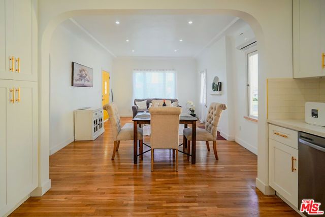 1440 W 91st Place, Los Angeles, CA 90047