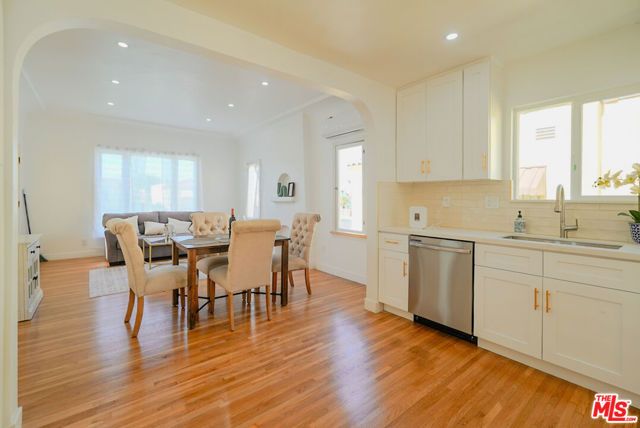 1440 W 91st Place, Los Angeles, CA 90047