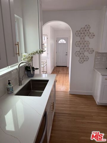 1440 W 91st Place, Los Angeles, CA 90047