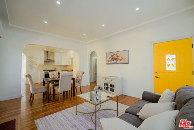 1440 W 91st Place, Los Angeles, CA 90047