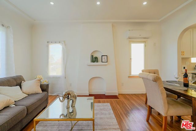 1440 W 91st Place, Los Angeles, CA 90047