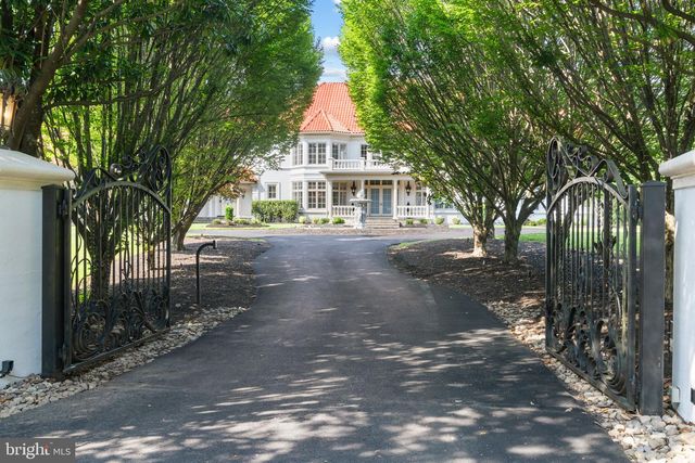 9500 GEORGETOWN PIKE, Great Falls, VA 22066