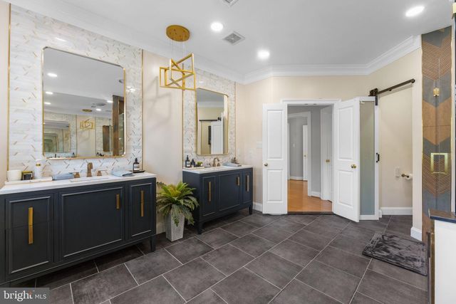 9500 GEORGETOWN PIKE, Great Falls, VA 22066