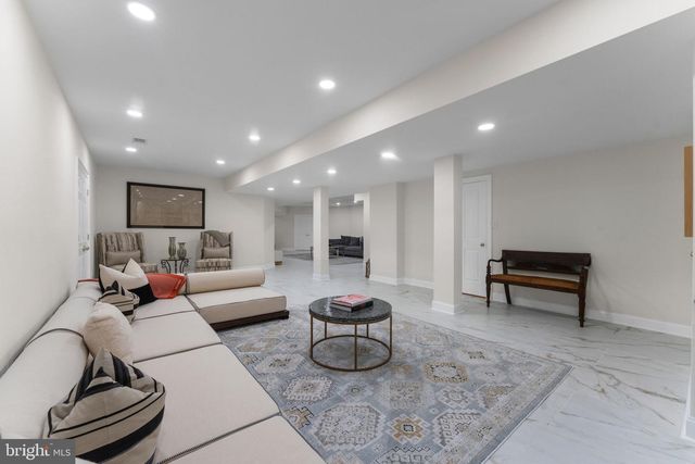 9500 GEORGETOWN PIKE, Great Falls, VA 22066