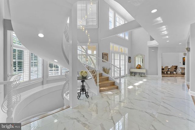 9500 GEORGETOWN PIKE, Great Falls, VA 22066