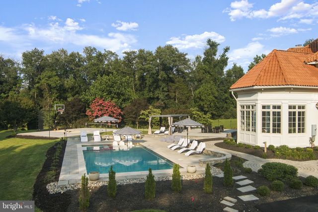 9500 GEORGETOWN PIKE, Great Falls, VA 22066