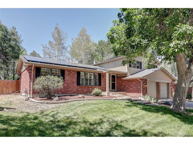 811 S Newcombe Way, Lakewood, CO 80226