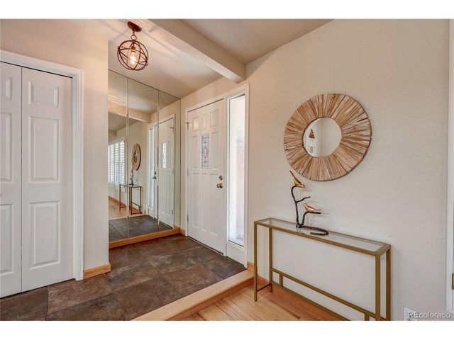 811 S Newcombe Way, Lakewood, CO 80226