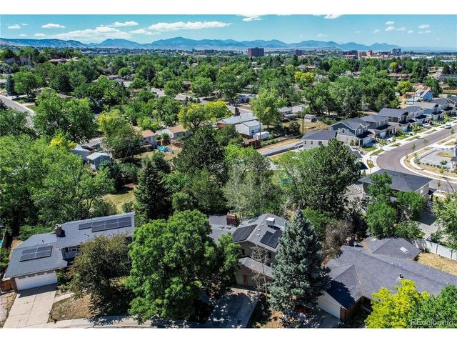 811 S Newcombe Way, Lakewood, CO 80226