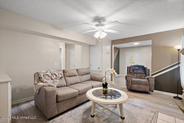 6 Canary Place, Jackson, MS 39204