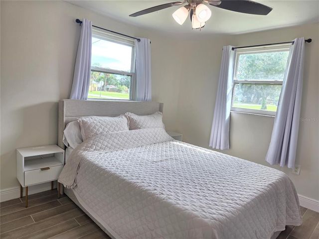 106 5TH STREET NW, Ruskin, FL 33570