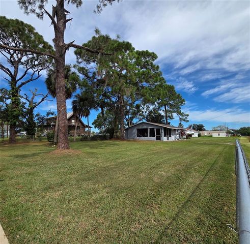 106 5TH STREET NW, Ruskin, FL 33570