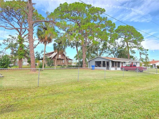 106 5TH STREET NW, Ruskin, FL 33570
