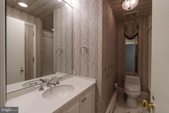 1809 DELANCEY PL, Philadelphia, PA 19103