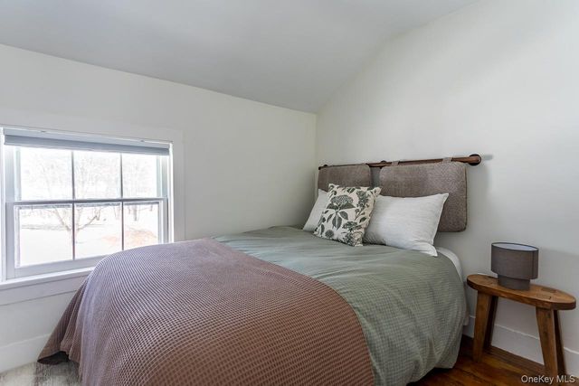 8 George Sickle Road, Saugerties, NY 12477