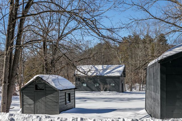 8 George Sickle Road, Saugerties, NY 12477