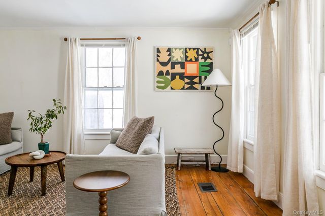 8 George Sickle Road, Saugerties, NY 12477