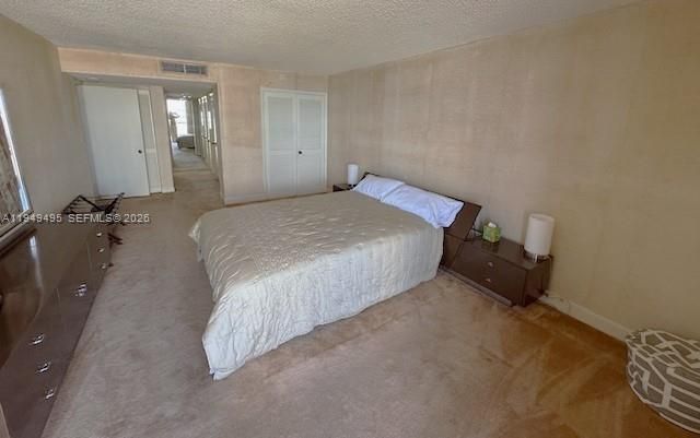 6423 Collins Ave 809, Miami Beach, FL 33141