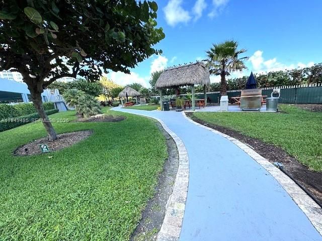 6423 Collins Ave 809, Miami Beach, FL 33141