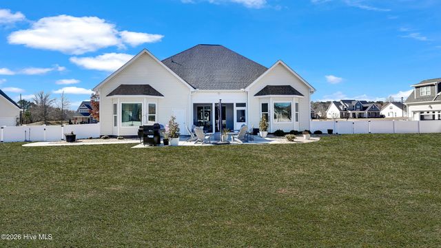 3179 Emery Drive, Greenville, NC 27858