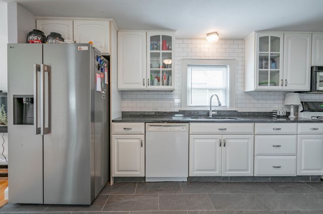 14 Gove Street, Manchester, NH 03102